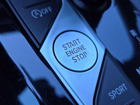 Used 2024 BMW X3 xDrive30i w/ Convenience Package image 35