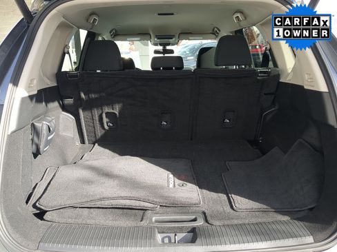 Used 2024 Nissan Rogue SV image 24