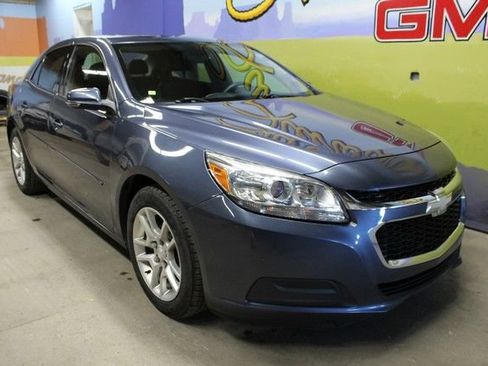 Used 2014 Chevrolet Malibu LT w/ Power Convenience Package FWD image 3