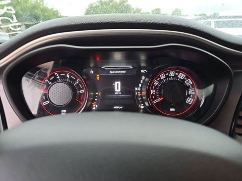 Used 2021 Dodge Challenger SXT w/ Blacktop Package RWD image 4