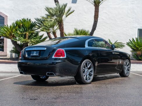 Used 2020 Rolls-Royce Wraith RWD image 2