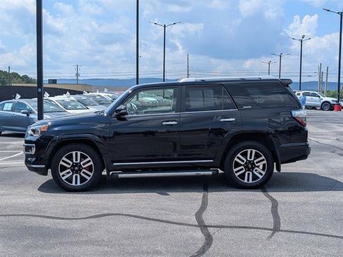 Certified 2022 Toyota 4Runner Limited image 3
