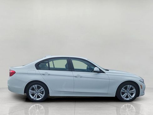 Used 2016 BMW 328i xDrive Sedan AWD/4WD image 9