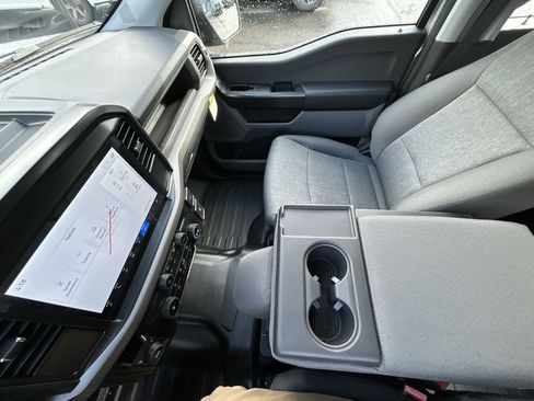 New 2025 Ford F150 XL image 32