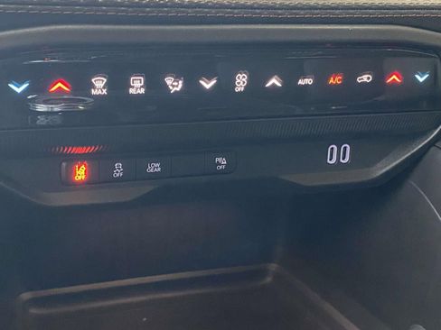 New 2026 Jeep Cherokee Limited image 28