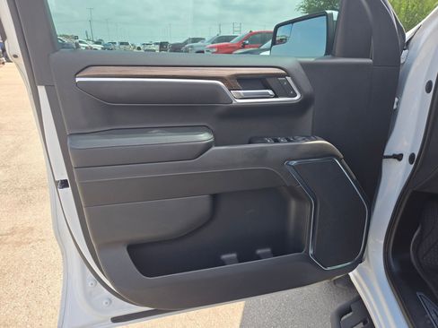 Certified 2023 Chevrolet Silverado 1500 LT RWD image 12