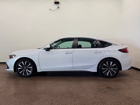 Used 2023 Honda Civic EX-L image 2