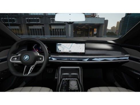 New 2025 BMW i7 eDrive50 w/ M Sport Package image 10