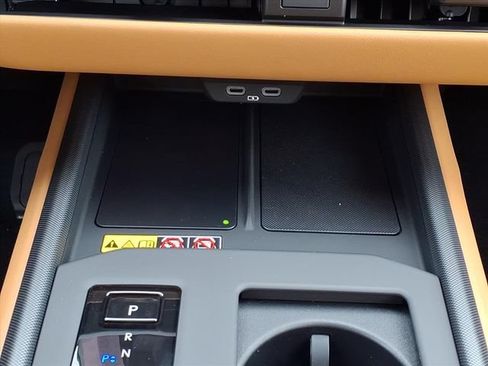 New 2026 Lexus ES 350e FWD image 25