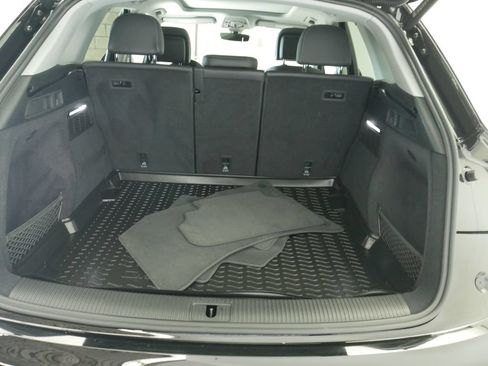 Certified 2023 Audi Q5 2.0T Premium w/ Convenience Package AWD/4WD image 24