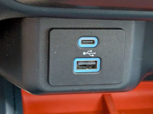 Used 2022 Ford Maverick XLT FWD image 27