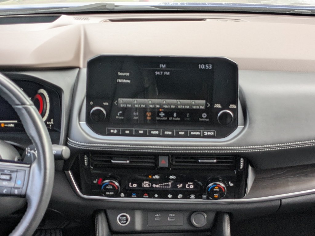 Used 2023 Nissan Rogue Platinum w/ Platinum Premium Package AWD/4WD image 16