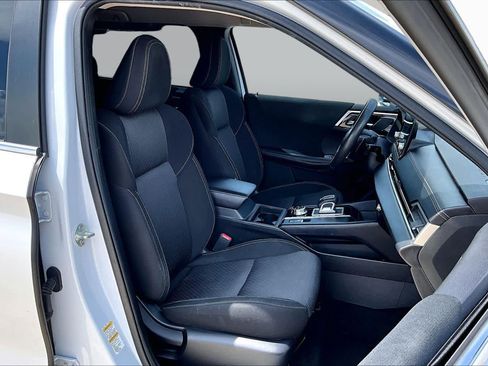 Used 2022 Mitsubishi Outlander ES FWD image 9