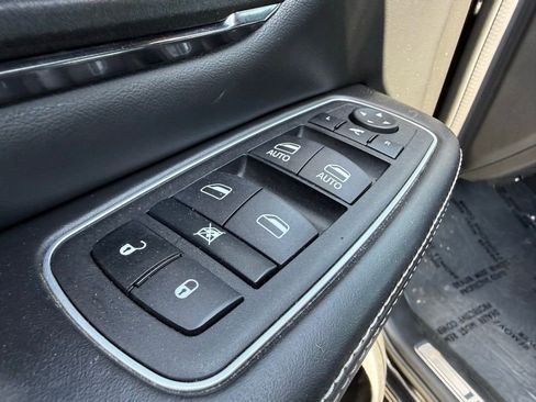 Used 2023 RAM 1500 Limited w/ Trailer Tow Group image 16