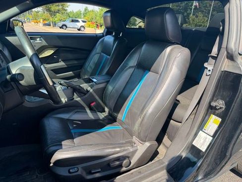 Used 2011 Ford Mustang GT Premium w/ 401A Rapid Spec Order Code RWD image 9