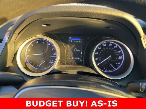 Used 2021 Toyota Camry LE image 20