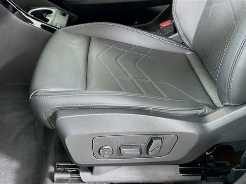 Used 2025 BMW X1 xDrive28i w/ Convenience Package AWD/4WD image 19
