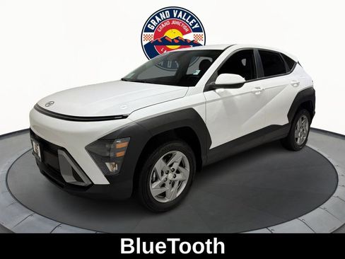 Used 2025 Hyundai Kona SE image 3