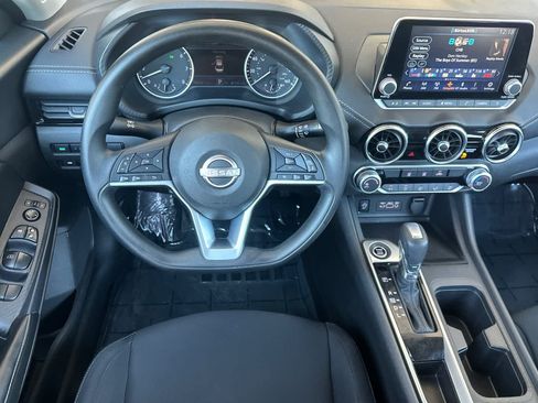 Used 2024 Nissan Sentra SV FWD image 14