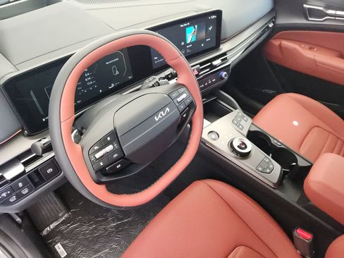 New 2026 Kia Sportage SX Prestige AWD/4WD image 2