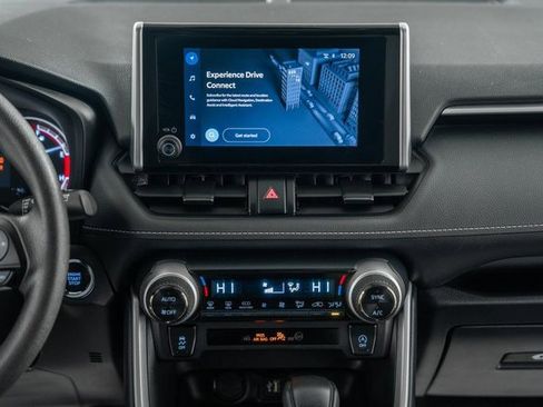 Certified 2025 Toyota RAV4 XLE image 20