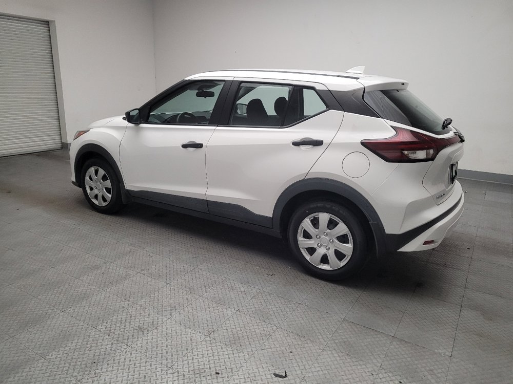 Used 2021 Nissan Kicks S FWD image 3