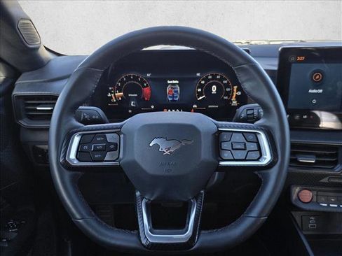 Used 2024 Ford Mustang Coupe image 18
