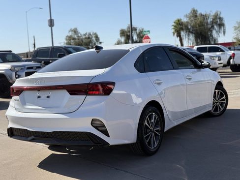 Used 2022 Kia Forte LXS FWD image 6