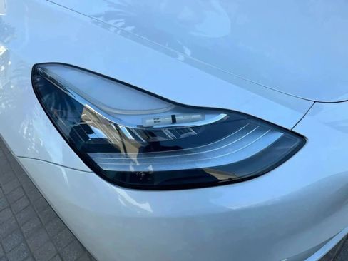 Used 2024 Tesla Model Y Long Range AWD/4WD image 26