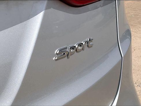 Used 2013 Hyundai Santa Fe Sport FWD image 11