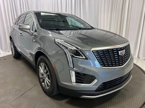 Used 2022 Cadillac XT5 Premium Luxury w/ LPO, Floor Liner Package FWD image 23
