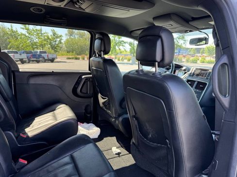 Used 2017 Dodge Grand Caravan GT FWD image 15