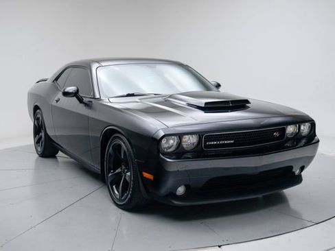 Used 2013 Dodge Challenger R/T Plus RWD image 9