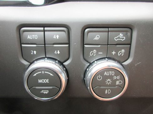 New 2026 GMC Sierra 1500 Denali AWD/4WD image 17
