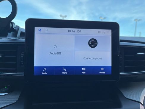 Used 2020 Ford Explorer XLT w/ Equipment Group 202A image 18