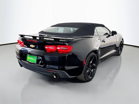 Used 2020 Chevrolet Camaro LT RWD image 7