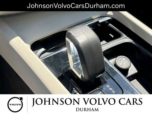 Used 2023 Volvo XC60 B5 Core AWD/4WD image 22