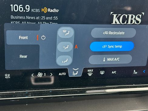 Used 2025 Ford Expedition Max Platinum AWD/4WD image 20