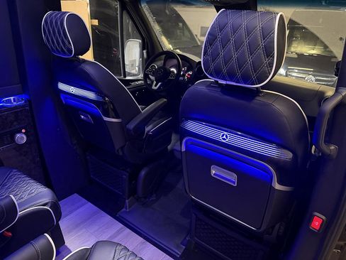 Used 2026 Mercedes-Benz Sprinter 2500 image 2