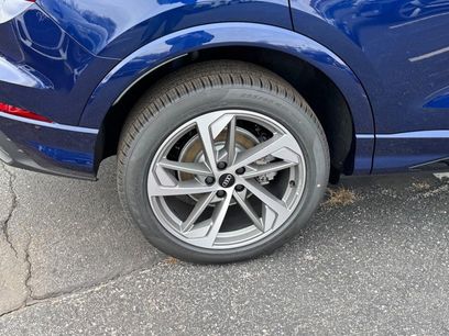 New 2025 Audi Q3 2.0T Premium