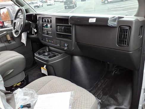 New 2025 Chevrolet Express 3500 w/ Power Convenience Package image 8