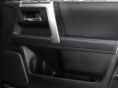 Used 2024 Toyota 4Runner SR5 Premium image 11