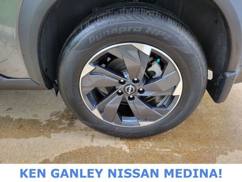 Certified 2026 Nissan Rogue SV AWD/4WD image 20