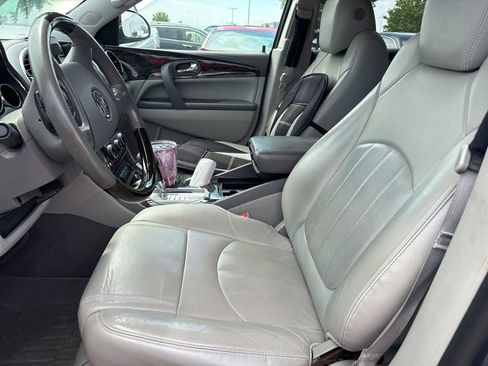 Used 2014 Buick Enclave Leather FWD image 5