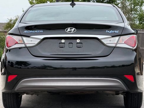 Used 2014 Hyundai Sonata Hybrid FWD image 4