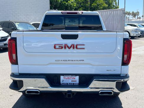 Used 2023 GMC Sierra 1500 SLT w/ SLT Convenience Package AWD/4WD image 30