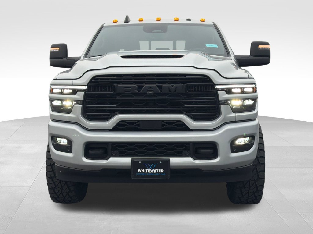 Used 2026 RAM 3500 Laramie AWD/4WD image 27