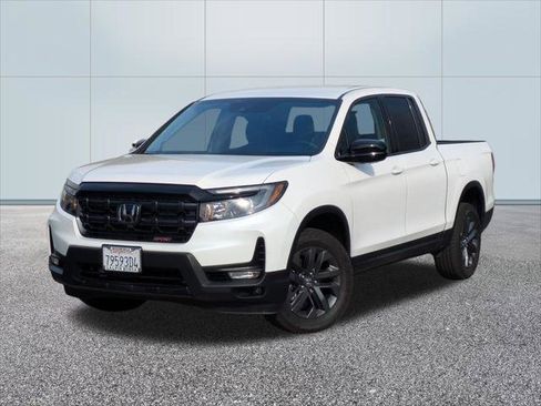 Certified 2025 Honda Ridgeline Sport image 1