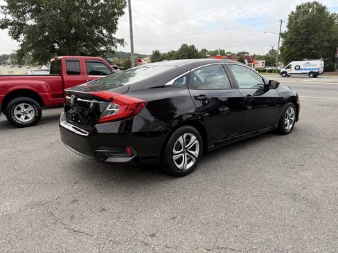Used 2018 Honda Civic LX image 5