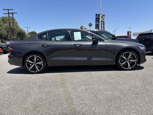 Used 2024 Volvo S60 B5 Plus w/ Climate Package AWD/4WD image 2
